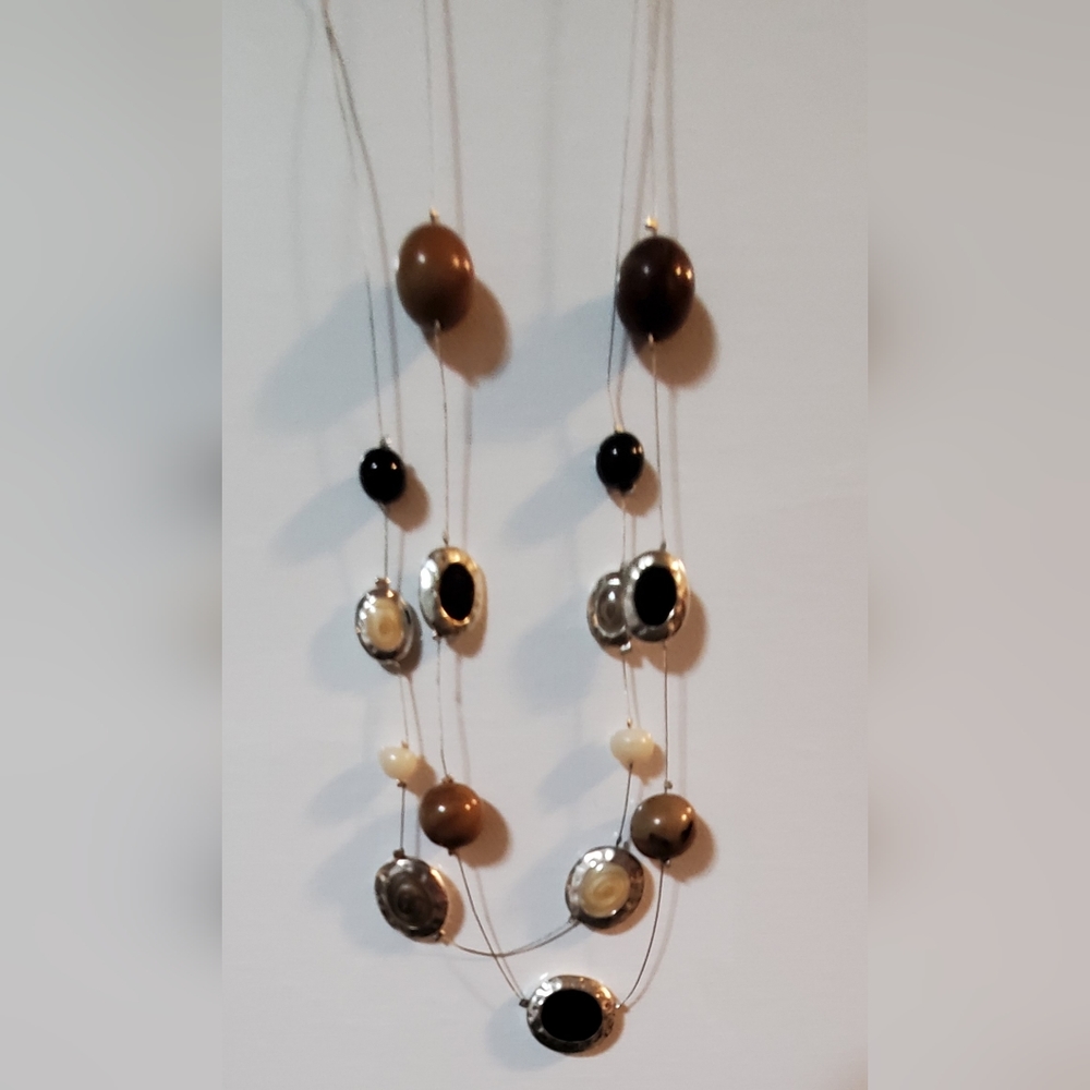 Necklace brown cream and black